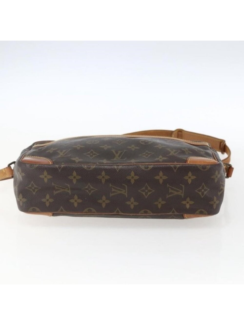 Authentic LOUIS VUITTON Monogram Trocadero 30 Shoulder Bag M51272 LV - Picture 12 of 16